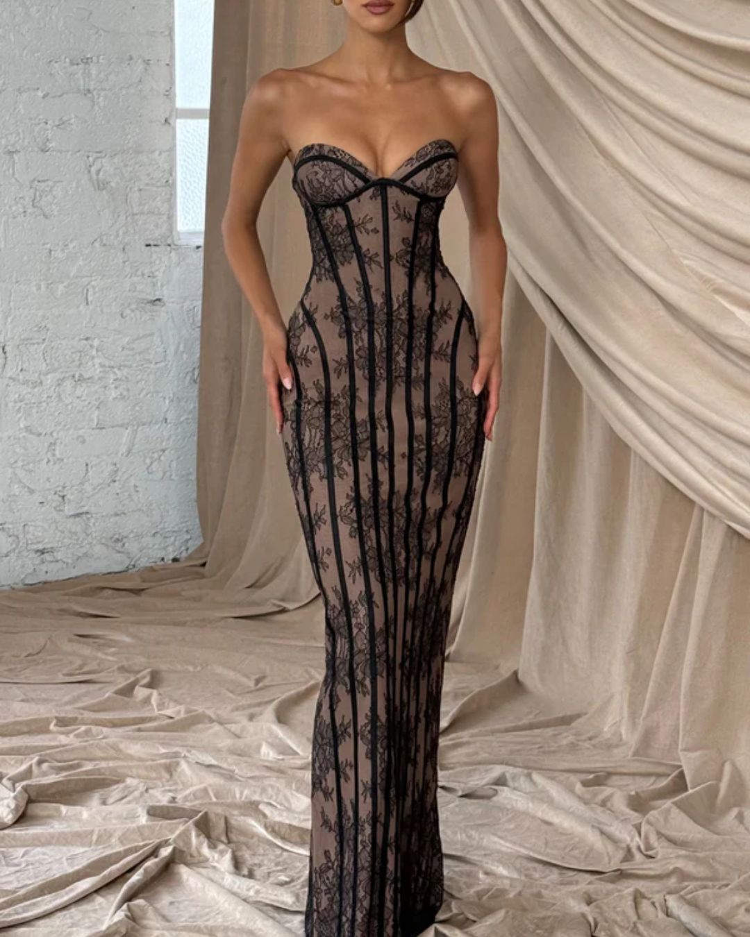 Curvvvy™ Lace Strapless Bodycon Maxi Dress