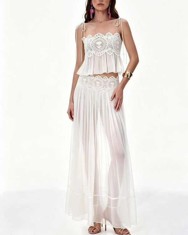 Curvvvy™ Slim Fit Ruffle Trim Open-Back Chiffon Set