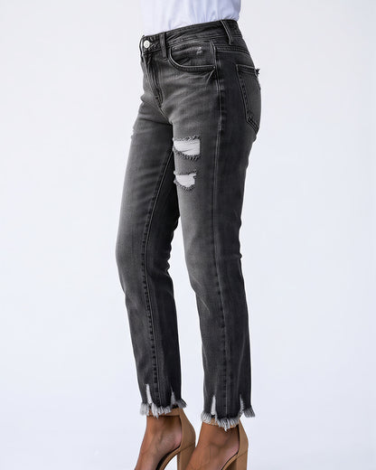 Curvvvy™ Distressed Cropped Jeans With Raw Hem