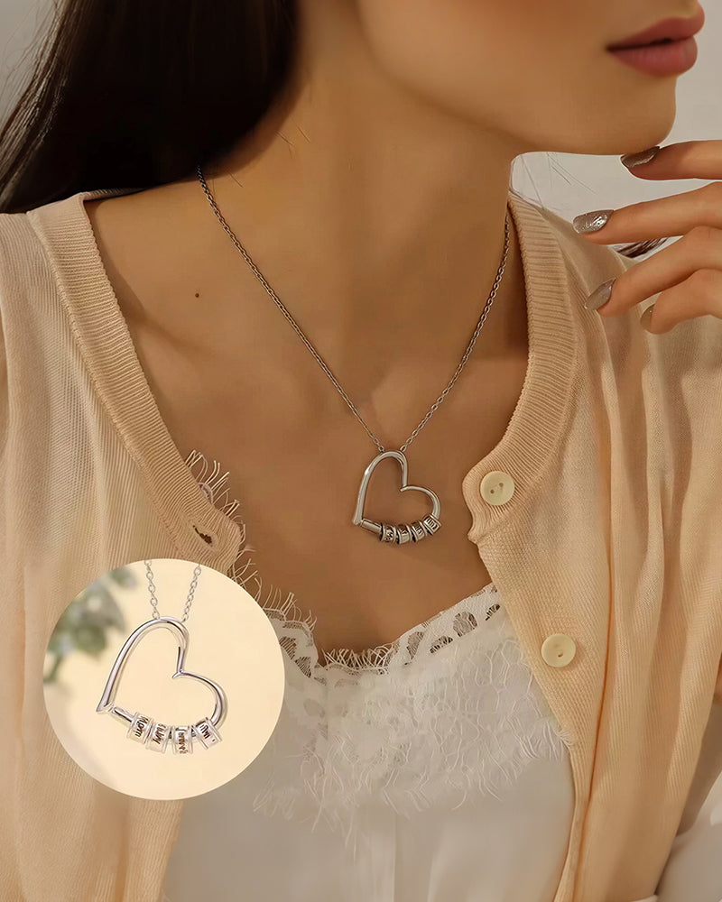 Curvvvy® Heart of the Family Necklace