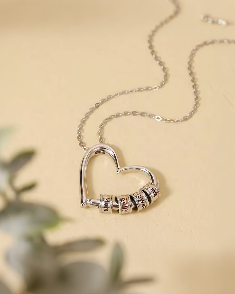 Curvvvy® Heart of the Family Necklace