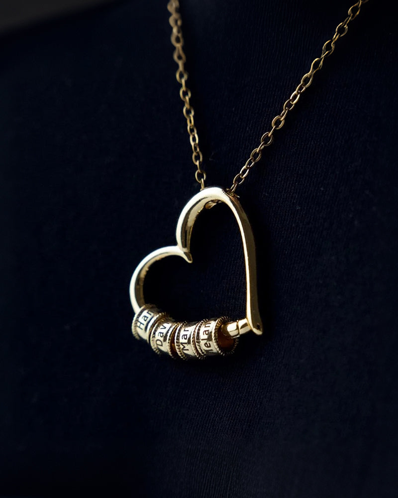 Curvvvy® Heart of the Family Necklace