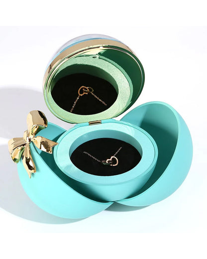 Curvvvy® Round Rose Box - With Engraved Double Heart Necklace