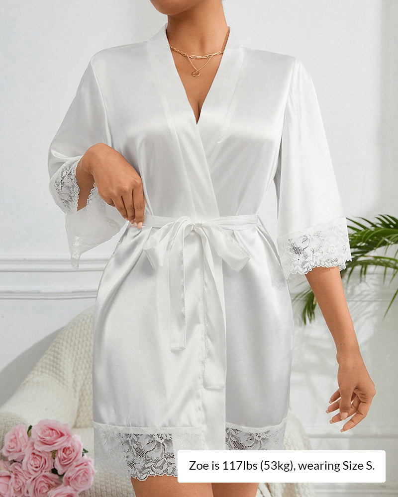 Curvvvy® Elegant Satin Lace-Trimmed Short Loungewear Robe