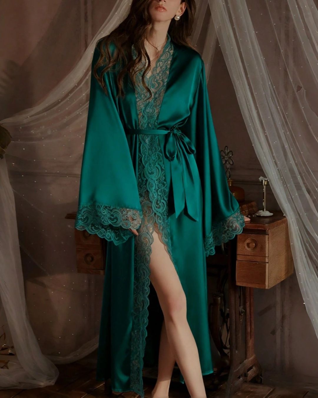 Curvvvy® Elegant Satin Robe Soft Lace Trim Flared Long Sleeves Silky