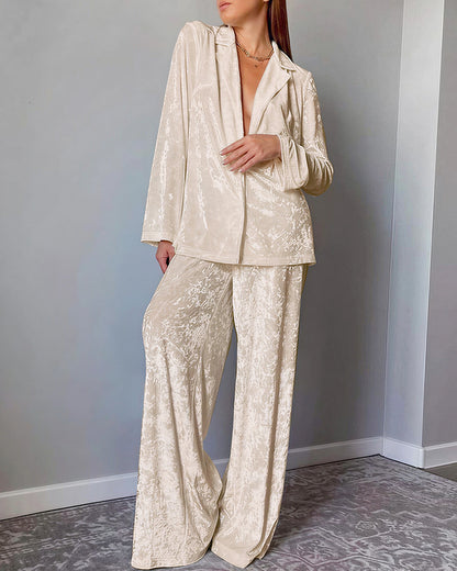 Curvvvy® Luxe Crushed Velvet 2-Piece Loungewear Set