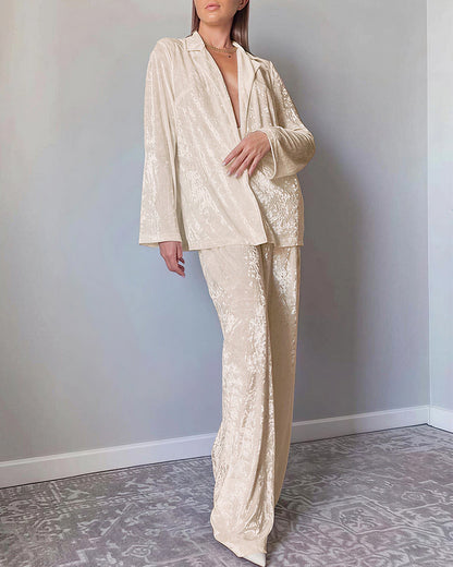 Curvvvy® Luxe Crushed Velvet 2-Piece Loungewear Set