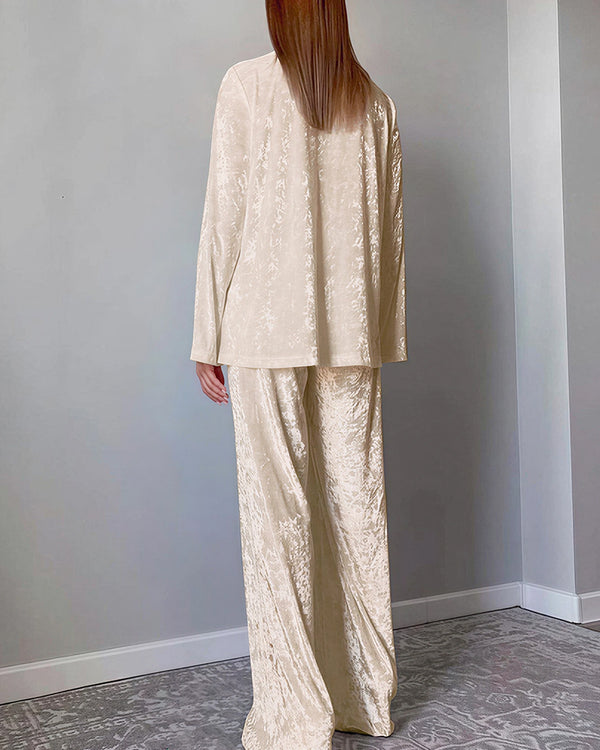 Curvvvy® Luxe Crushed Velvet 2-Piece Loungewear Set