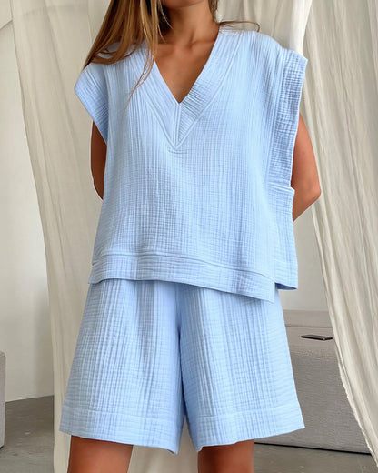 Curvvvy® Muslin V-Neck Relaxed Short Set