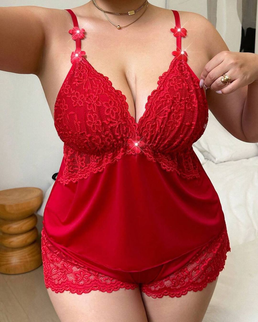 Curvvvy™ Plus Size Romantic Lace Cami Pajama Set