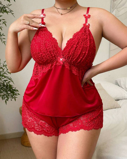 Curvvvy™ Plus Size Romantic Lace Cami Pajama Set