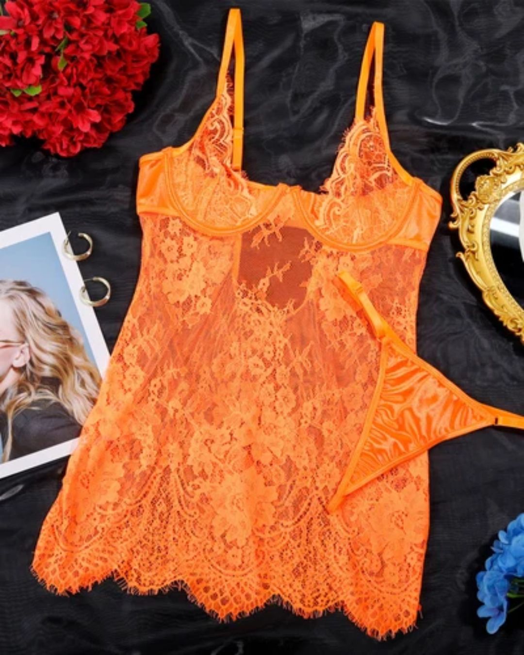 Curvvvy™ Weihnachtlicher Mini-Body aus Spitze