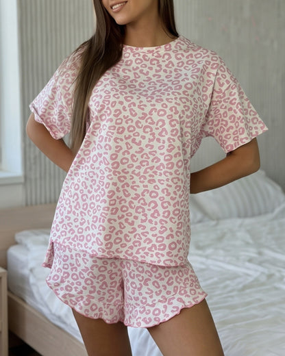 Curvvvy™ Nachtwäsche-Set aus Top und Shorts mit Spitzenbesatz