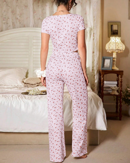 Curvvvy™ Nachtwäsche-Set aus Top und Shorts mit Spitzenbesatz