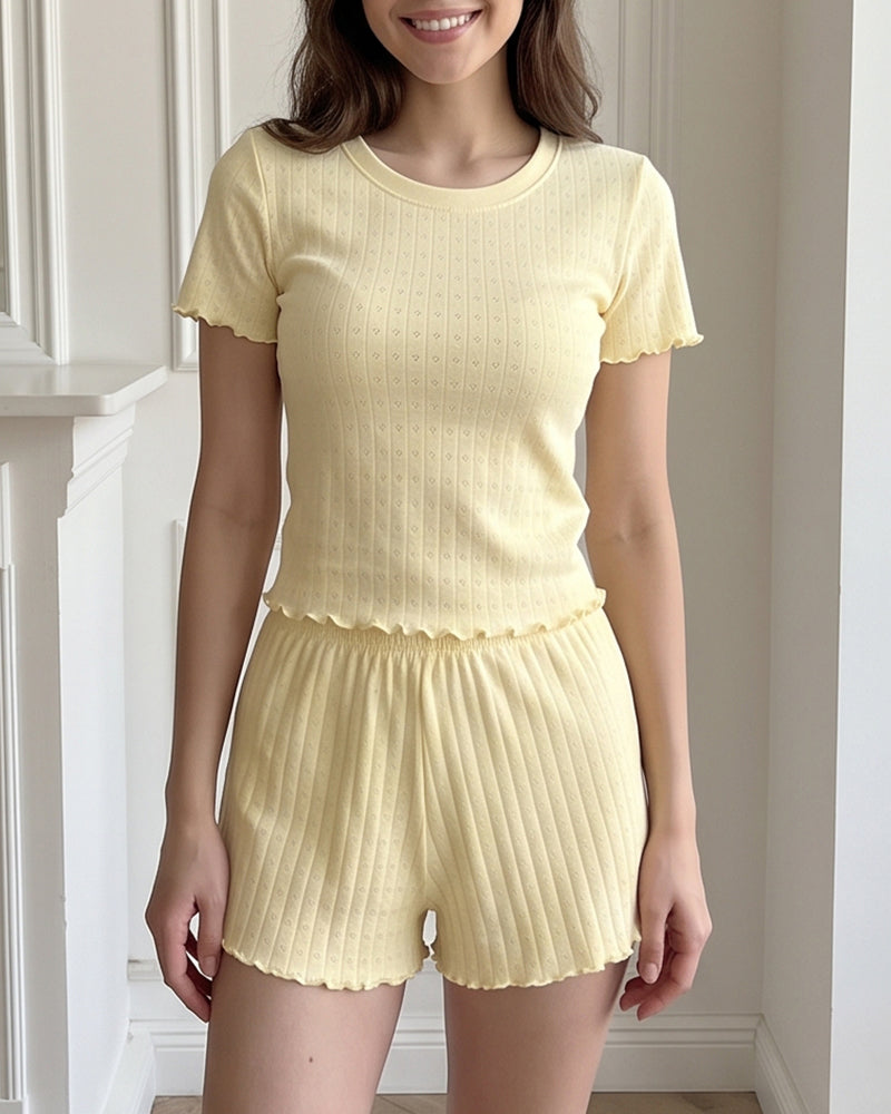 Curvvvy™ Nachtwäsche-Set aus Top und Shorts mit Spitzenbesatz