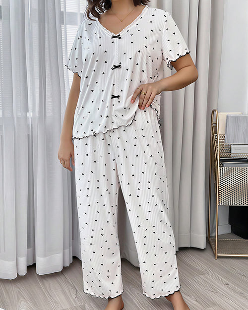 Curvvvy™ Nachtwäsche-Set aus Top und Shorts mit Spitzenbesatz