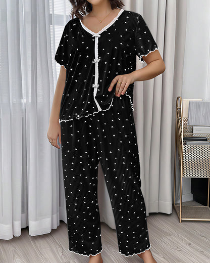 Curvvvy™ Nachtwäsche-Set aus Top und Shorts mit Spitzenbesatz