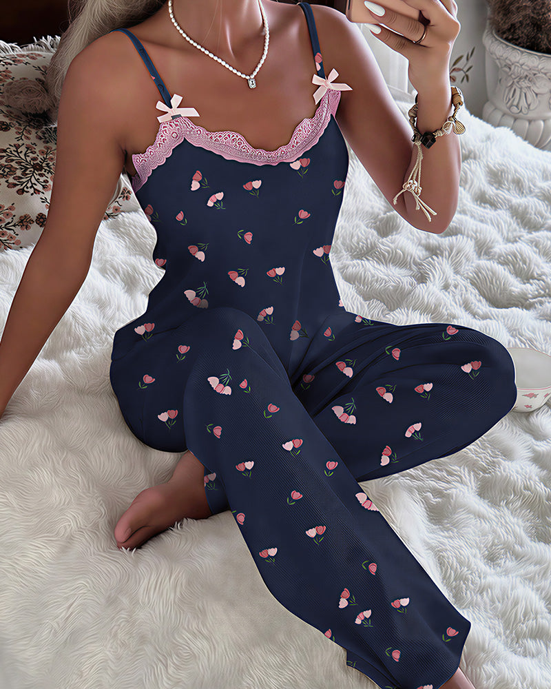Curvvvy™ Nachtwäsche-Set aus Top und Shorts mit Spitzenbesatz