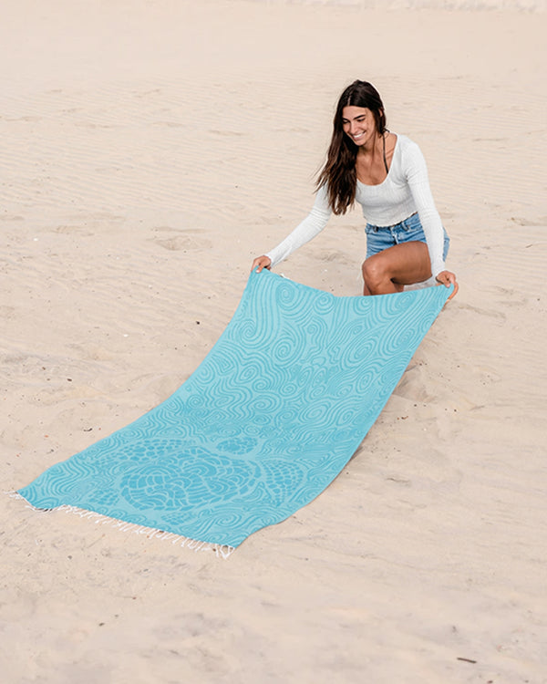 Curvvvy® Ocean Guardian 2-in-1 Convertible Towel Backpack