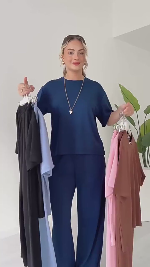 Curvvvy™ Casual 2-Piece Lounge Set - Short Sleeve Top & Wide Leg Pants