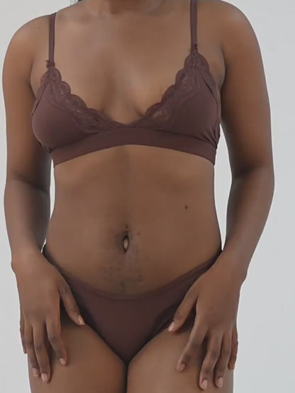 Curvvvy™ The Luxe Lace Comfort Bralette Bra