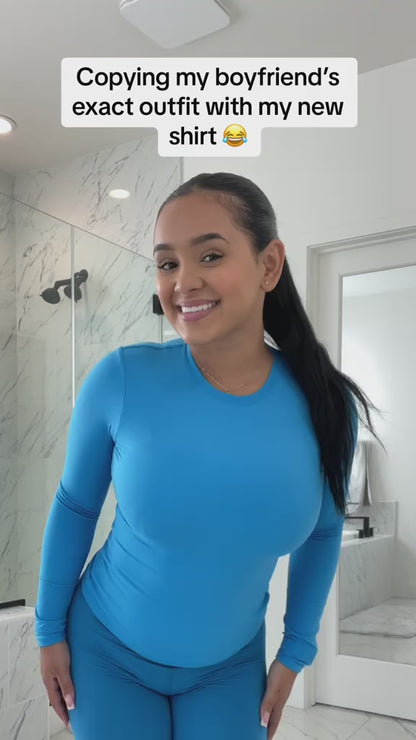 Blusa Curvvvy™ de Manga Morcego com Bainha Assimétrica