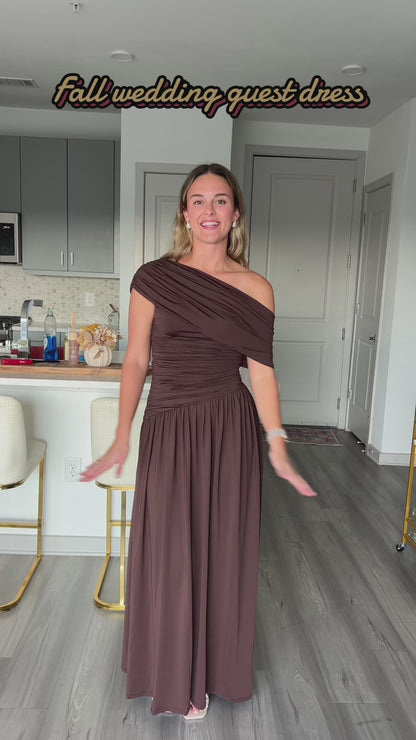 Curvvvy™ One-Shoulder Ruched Maxi Dress